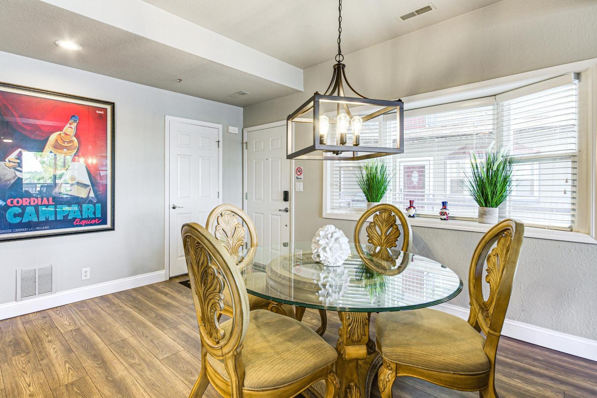 Waterfront Lake Ozark Condo With Deck And Pools Exteriér fotografie