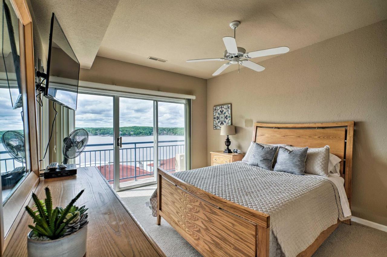 Waterfront Lake Ozark Condo With Deck And Pools Exteriér fotografie