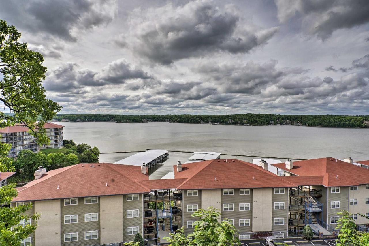 Waterfront Lake Ozark Condo With Deck And Pools Exteriér fotografie